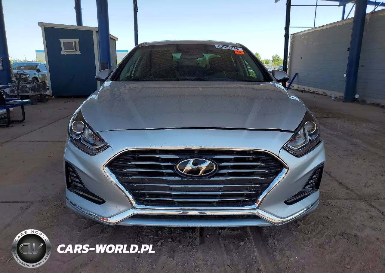 2018 Hyundai Sonata Sel VIN:5NPE34AF9JH657889 - 5