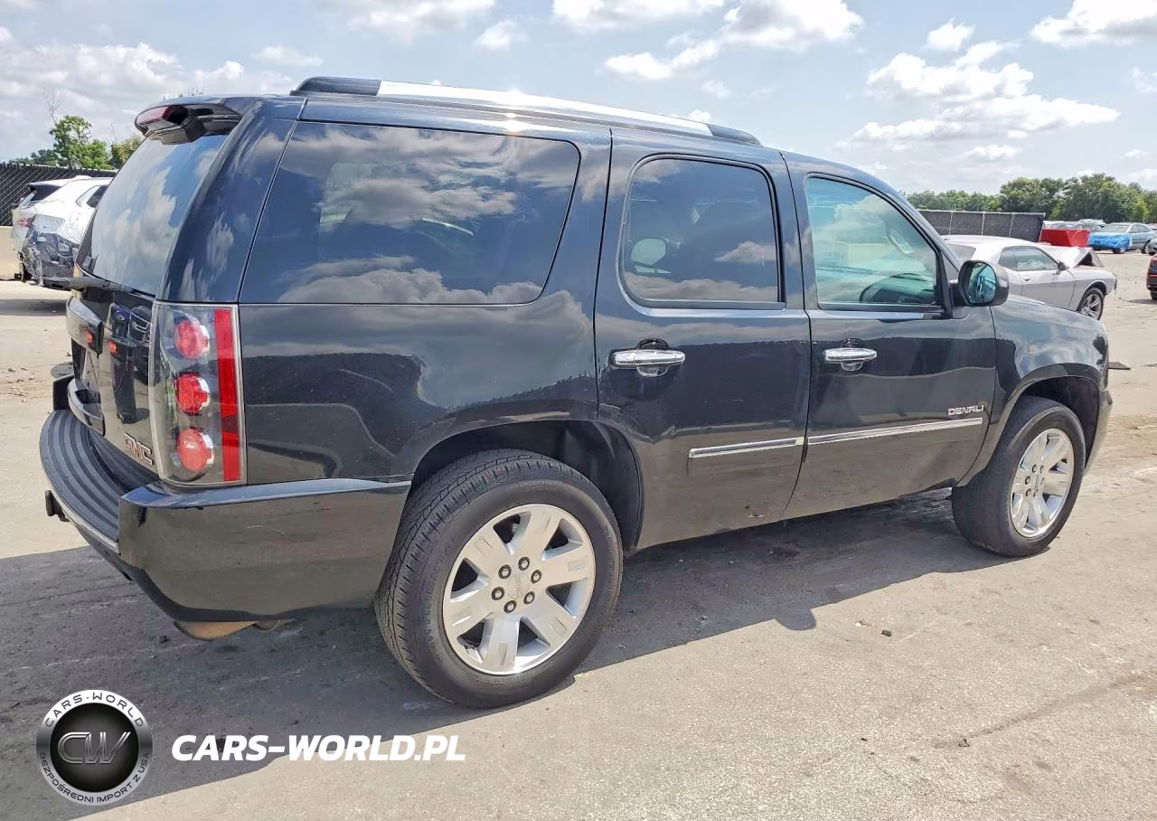2012 GMC Yukon Denali VIN:1GKS2EEF2CR186612 - 3