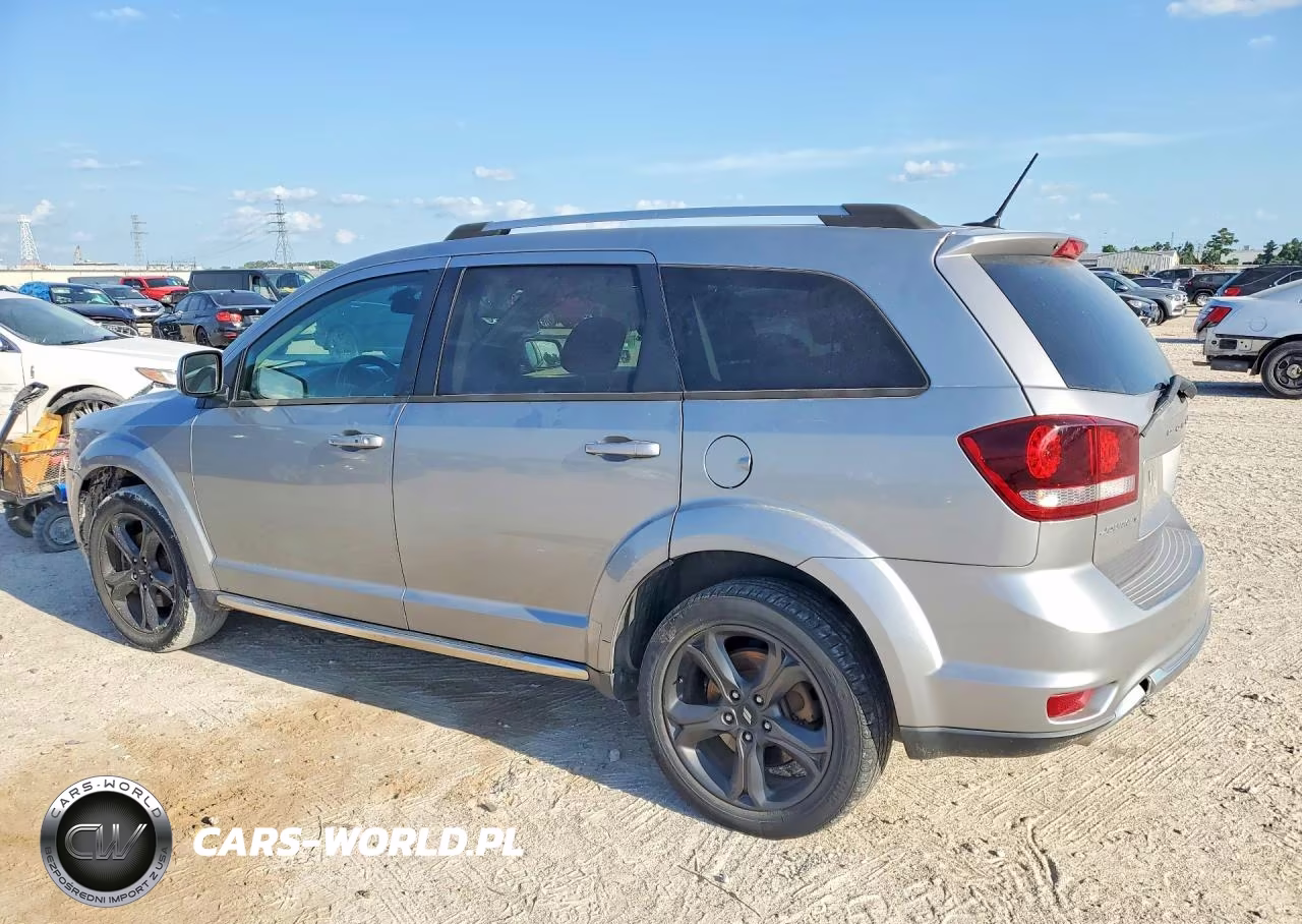 2018 Dodge Journey Crossroad VIN:3C4PDCGG1JT378873 - 2
