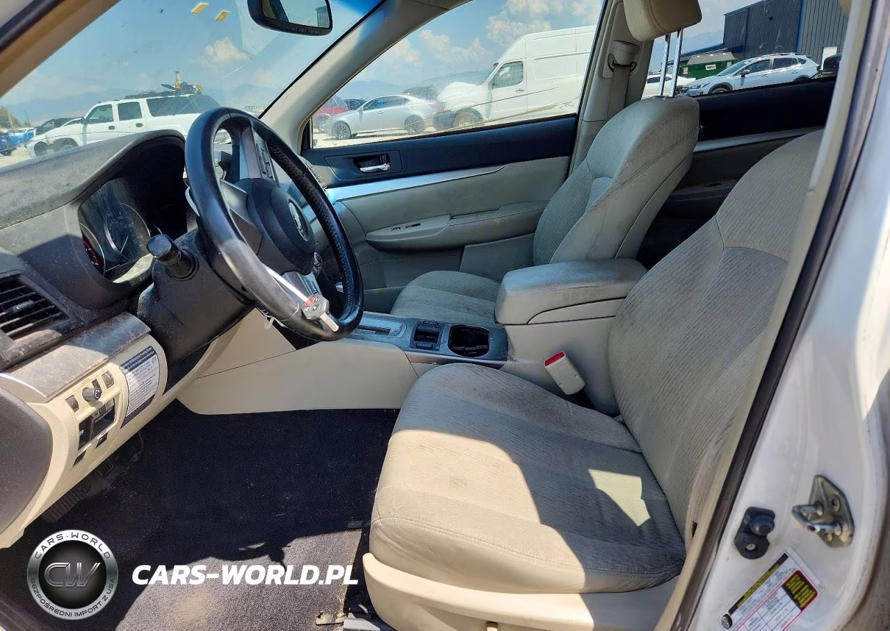 2011 Subaru Outback 2.5I Premium VIN:4S4BRCCC1B3370604 - 7