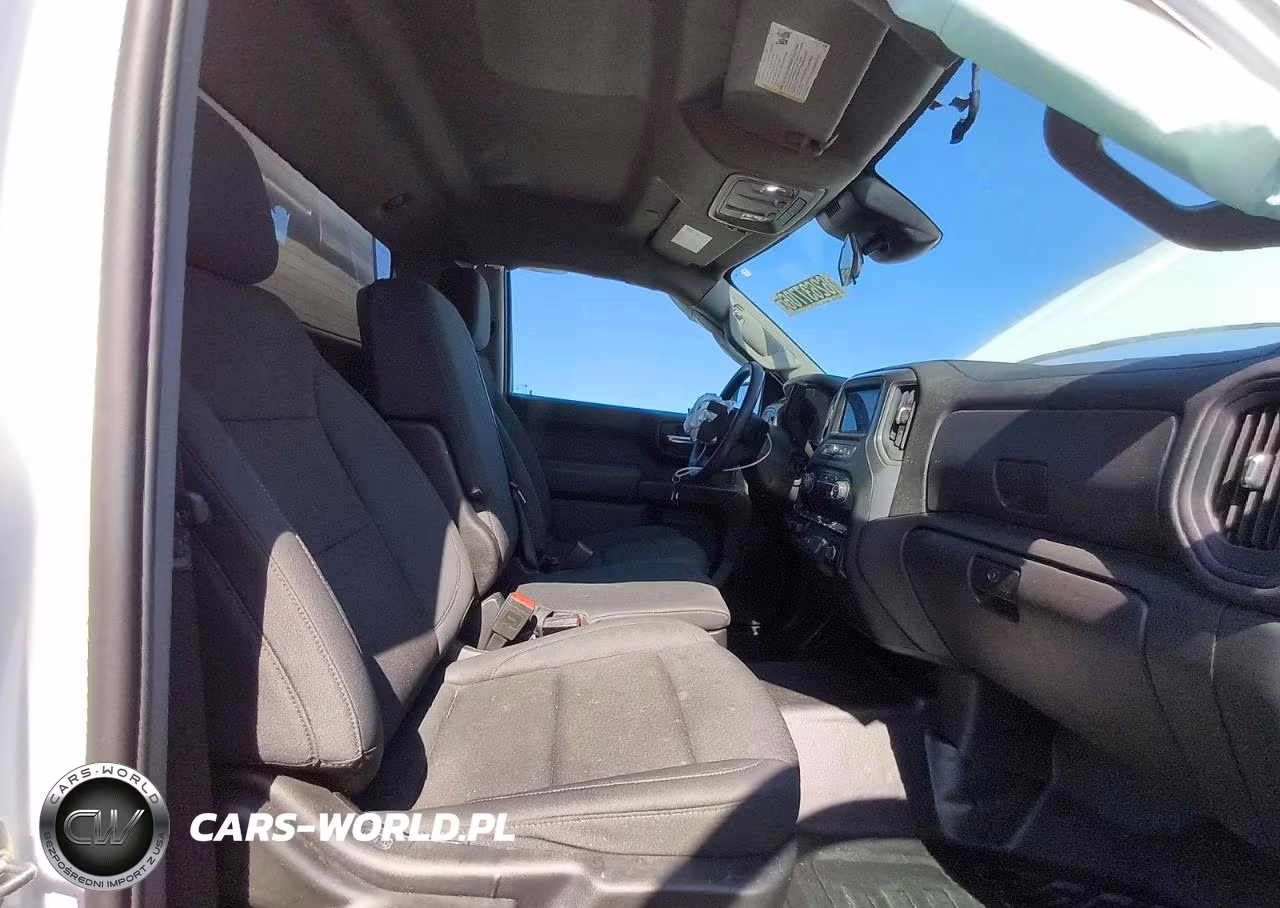2024 Chevrolet Silverado C1500 VIN:3GCNAAEK2RG214113 - 10