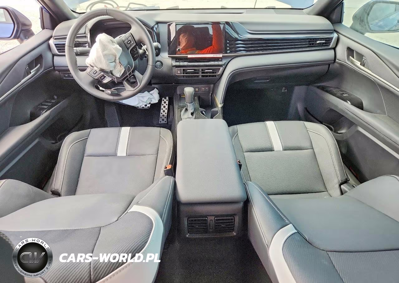 2026 Toyota Camry Se VIN:4T1DAACK3TU285934 - 8