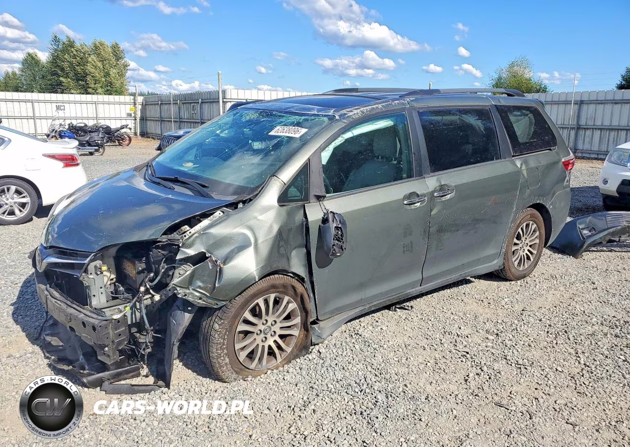 2018 Toyota Sienna Xle 8-Passenger