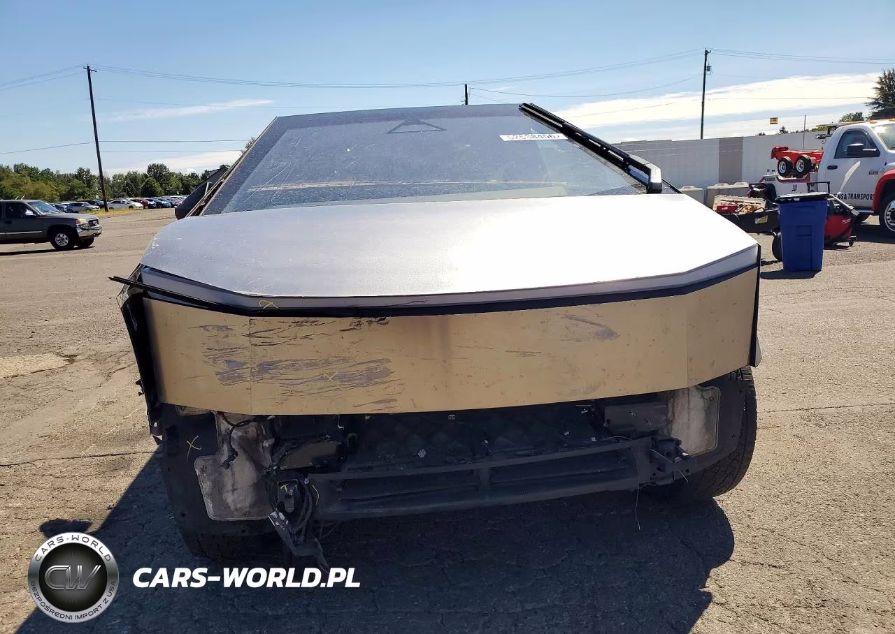 2025 Tesla Cybertruck VIN:7G2CEHED5SA072187 - 5