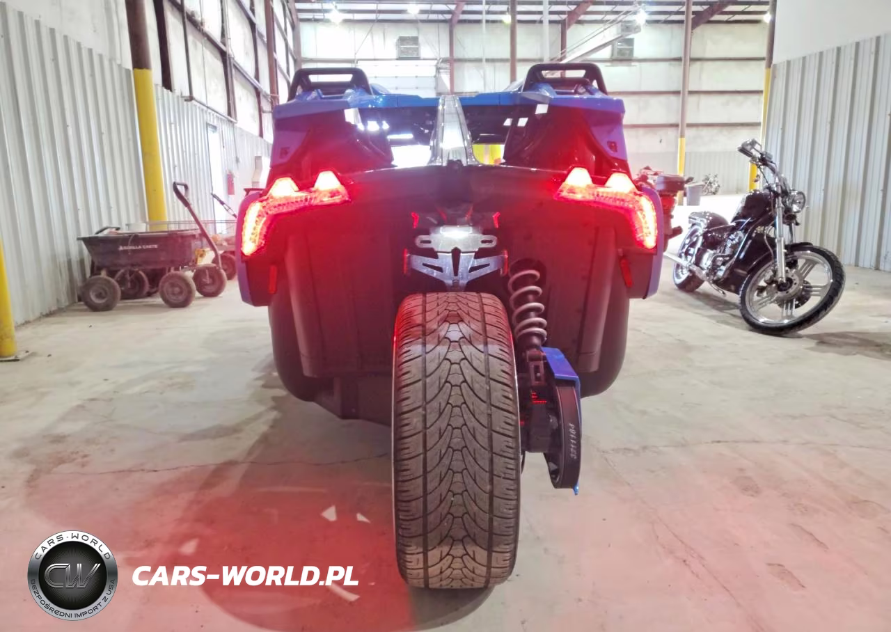 2018 Polaris Slingshot Slr VIN:57XAARFA2J8125968 - 4