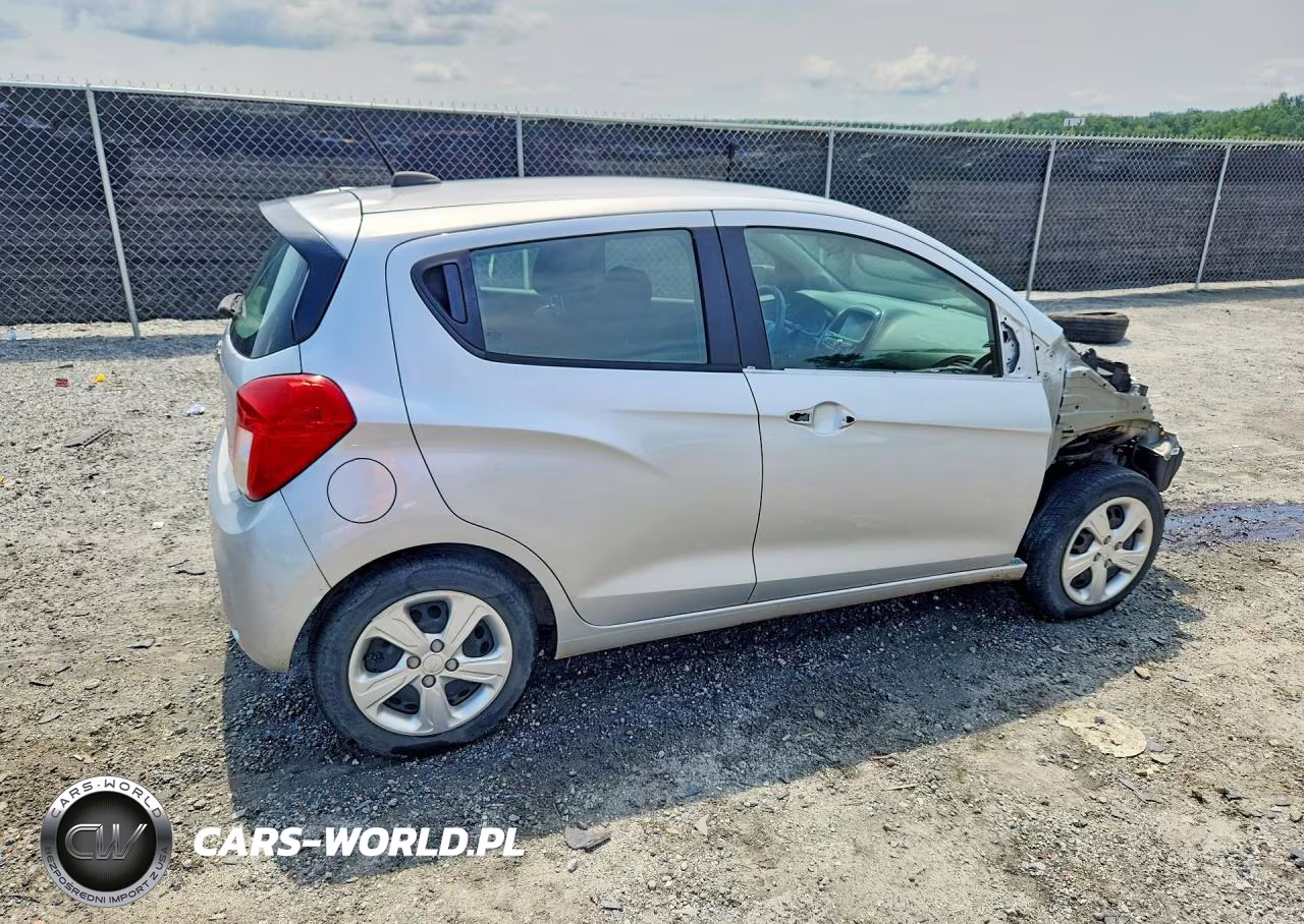 2020 Chevrolet Spark Ls VIN:KL8CB6SA0LC408140 - 3