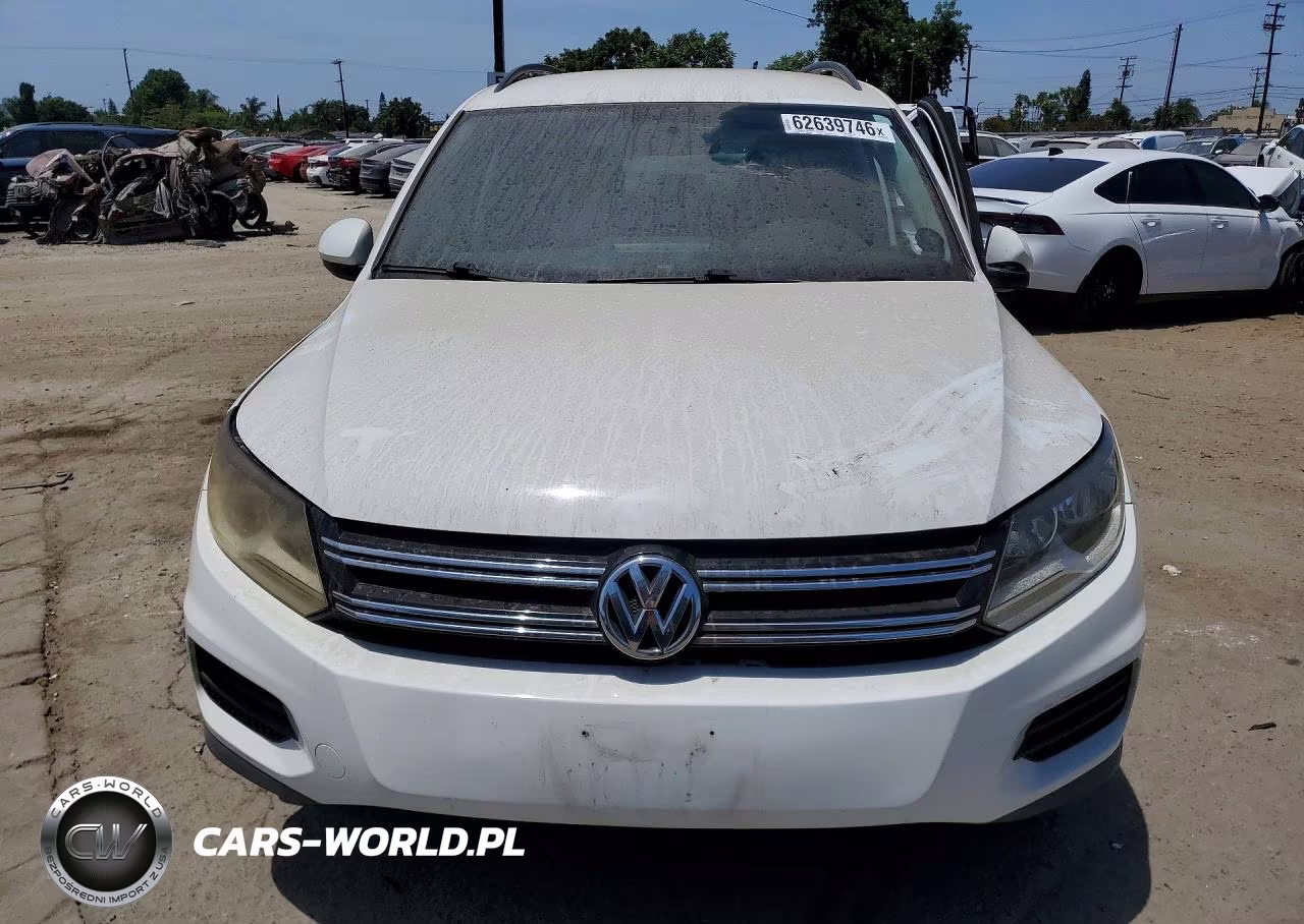 2015 Volkswagen Tiguan S VIN:WVGAV7AX4FW614495 - 5