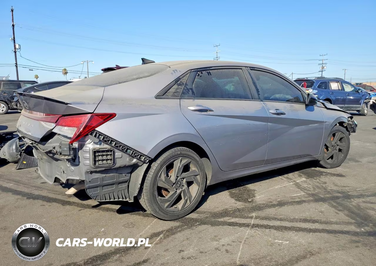 2025 Hyundai Elantra Sel Sport VIN:KMHLM4DG1SU874610 - 3
