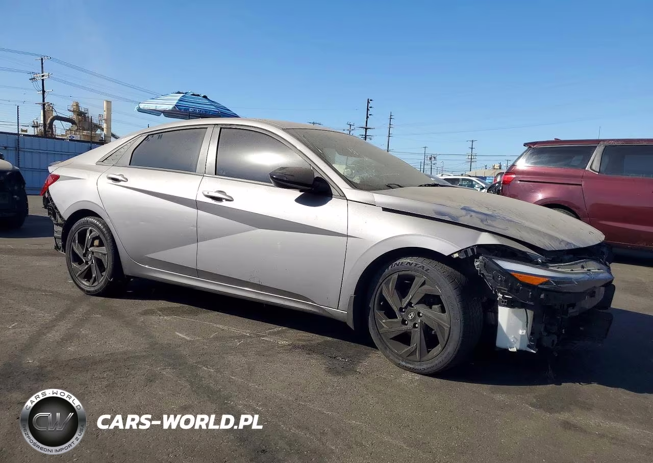 2025 Hyundai Elantra Sel Sport VIN:KMHLM4DG1SU874610 - 4