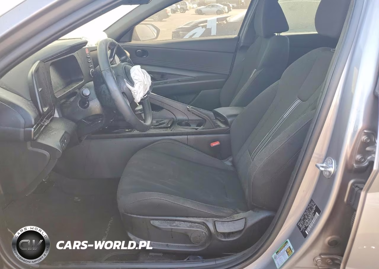 2025 Hyundai Elantra Sel Sport VIN:KMHLM4DG1SU874610 - 7