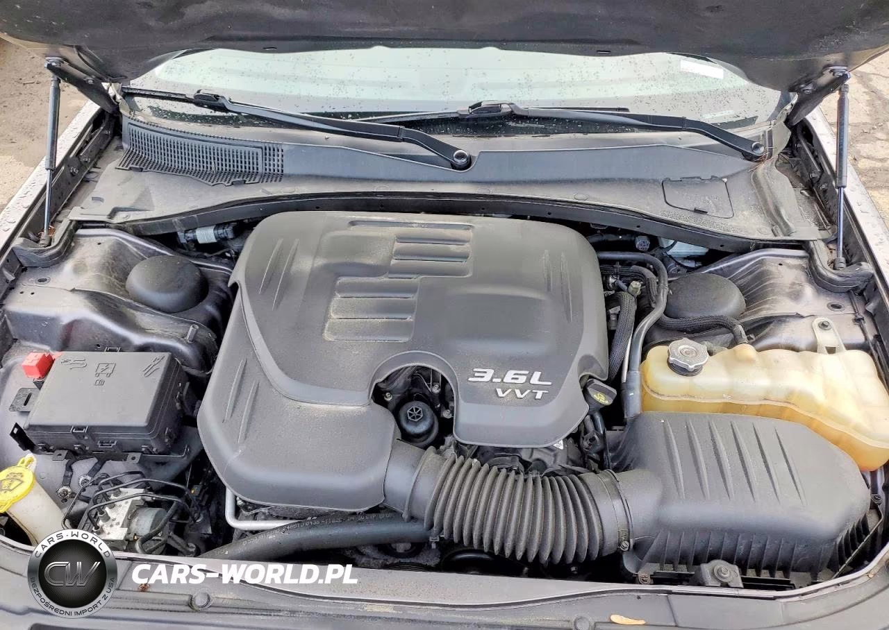 2016 Chrysler 300C VIN:2C3CCAKG2GH208993 - 11