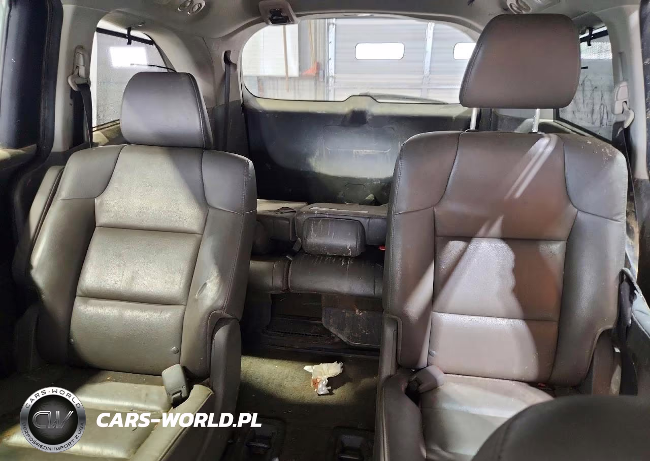 2014 Honda Odyssey Touring VIN:5FNRL5H96EB018459 - 10