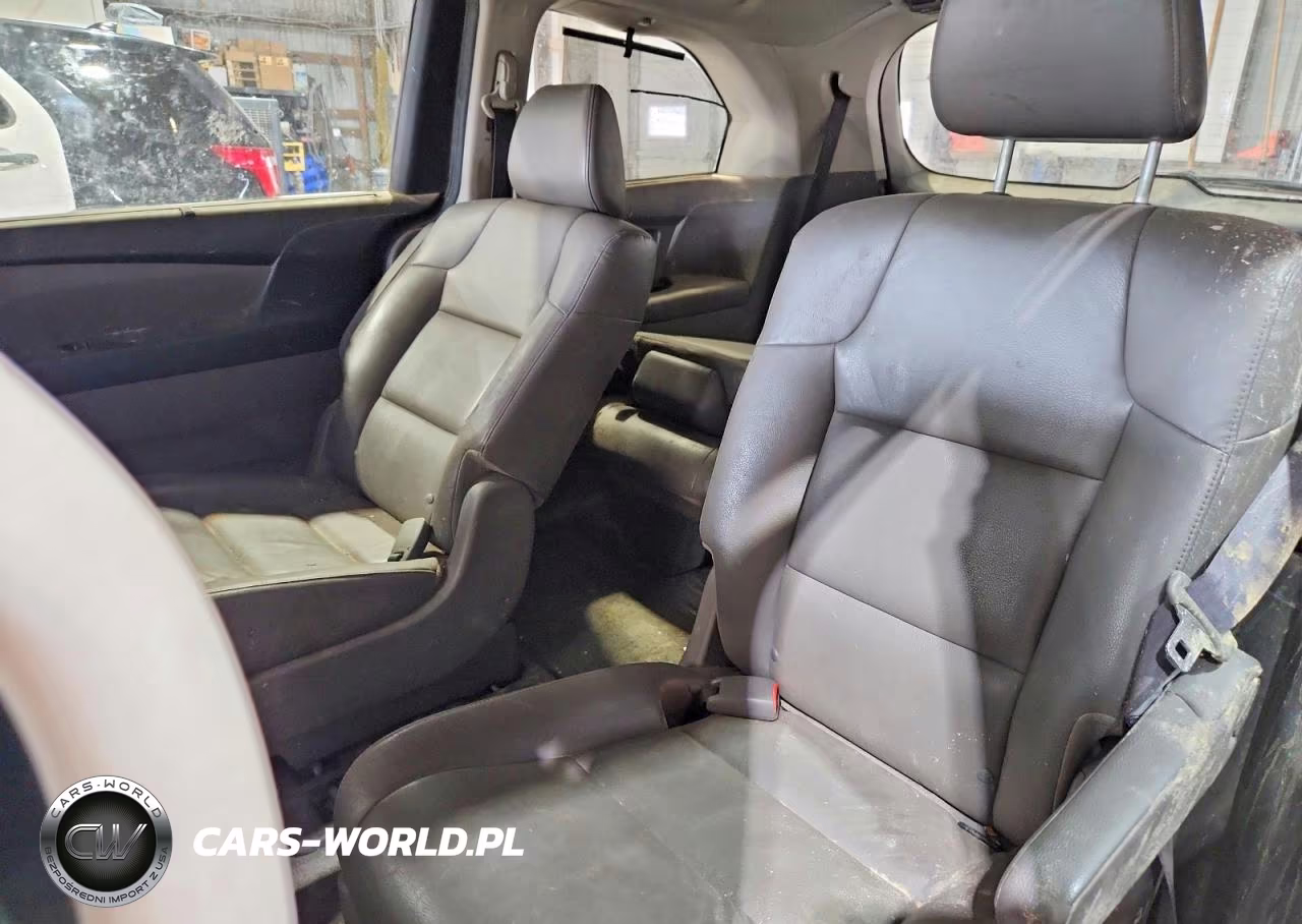 2014 Honda Odyssey Touring VIN:5FNRL5H96EB018459 - 11