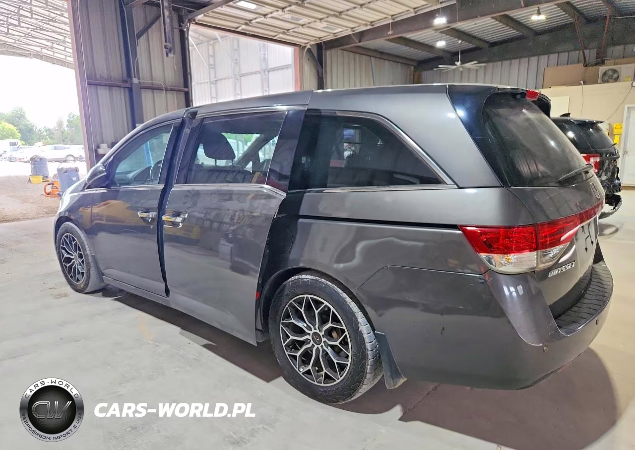 2014 Honda Odyssey Touring VIN:5FNRL5H96EB018459 - 2