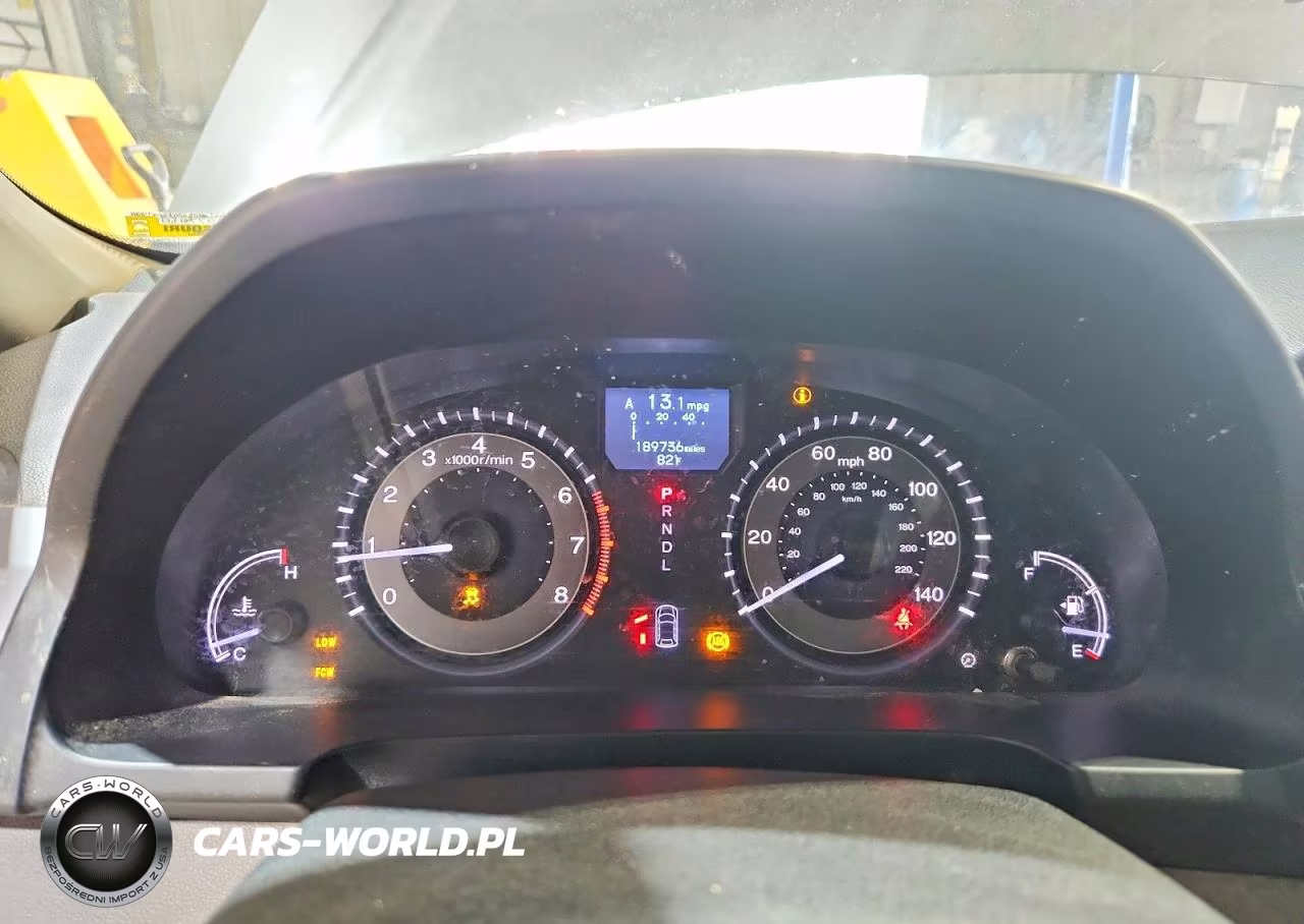 2014 Honda Odyssey Touring VIN:5FNRL5H96EB018459 - 9