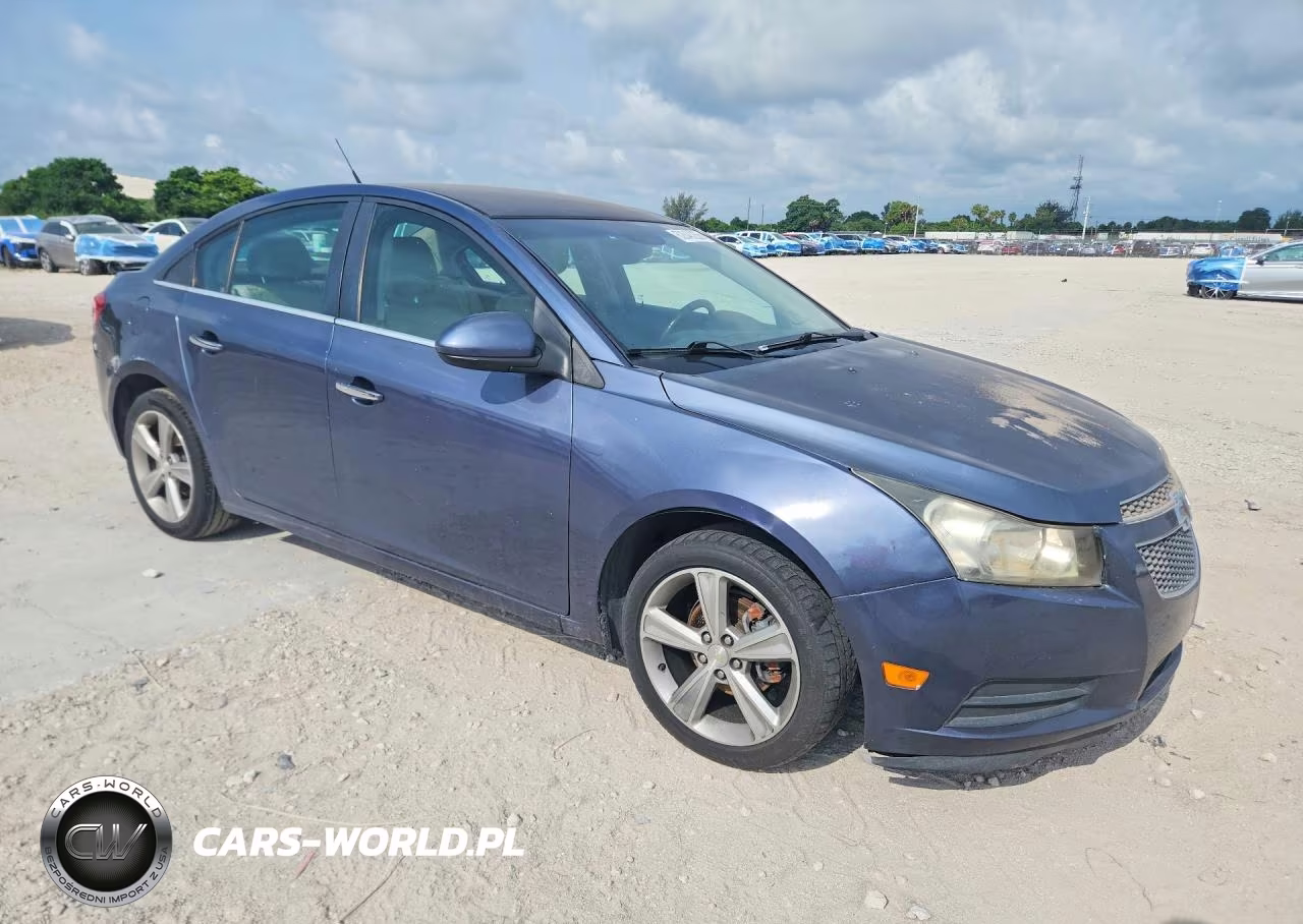 2014 Chevrolet Cruze Lt VIN:1G1PE5SB6E7458502 - 4