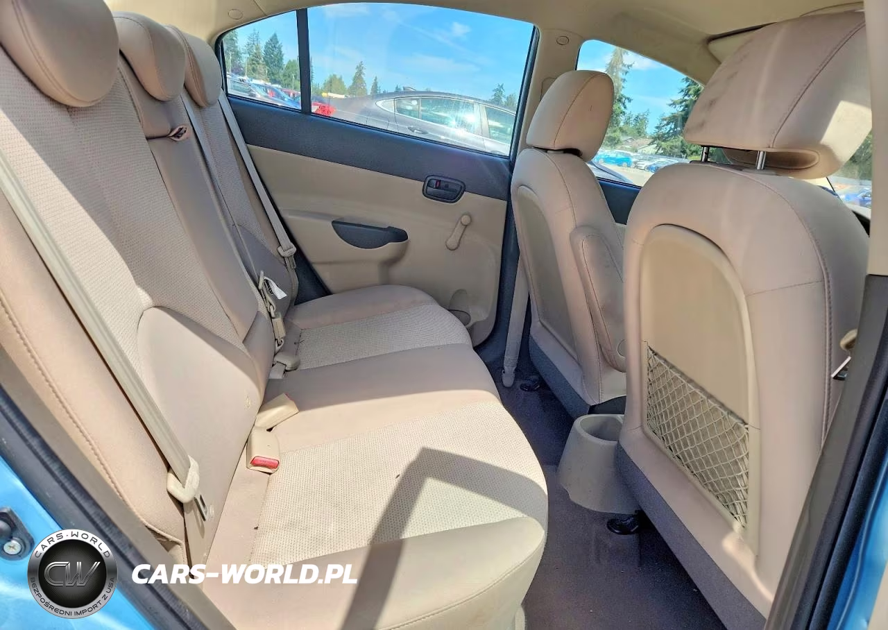 2010 Hyundai Accent Gls VIN:KMHCN4AC8AU490966 - 10