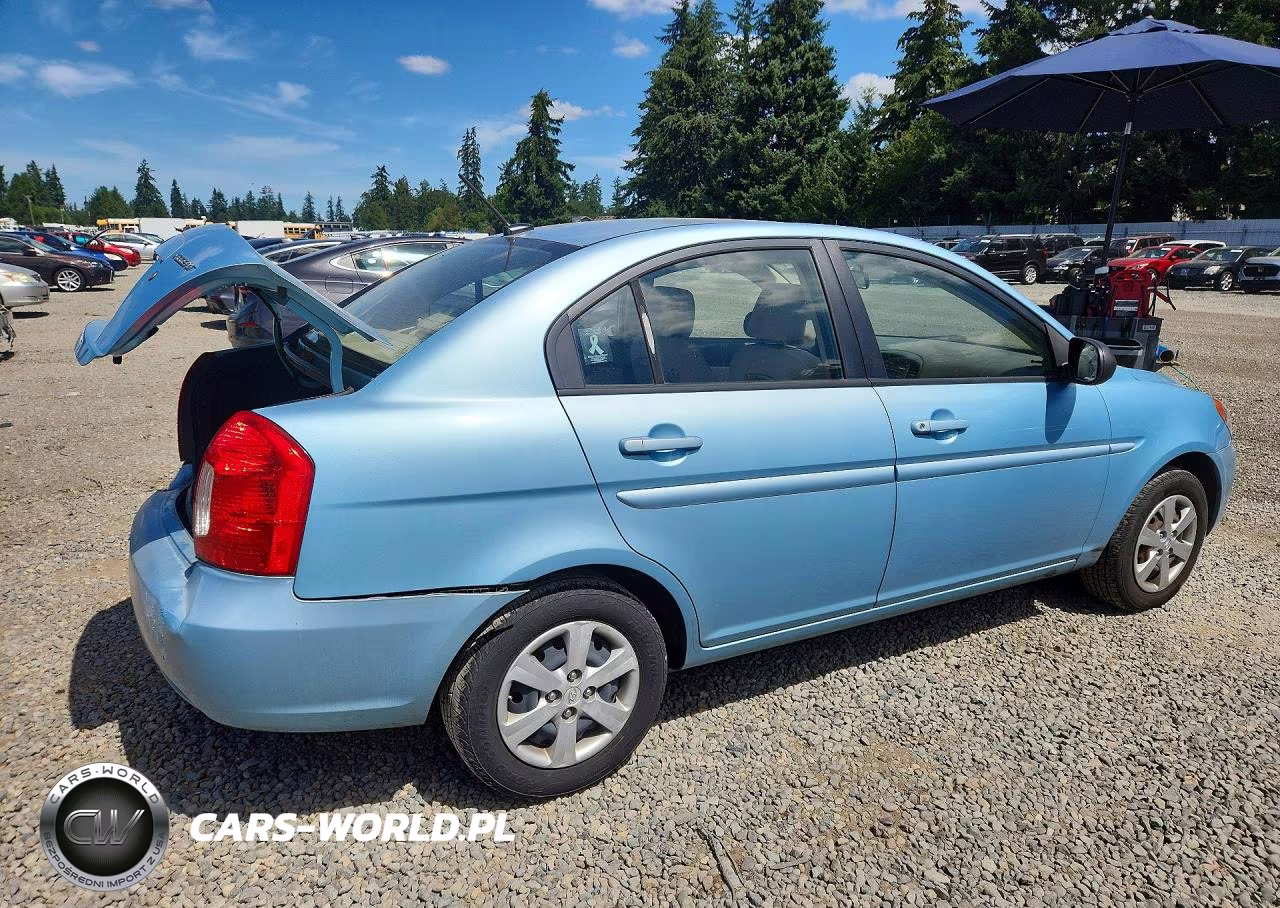 2010 Hyundai Accent Gls VIN:KMHCN4AC8AU490966 - 3