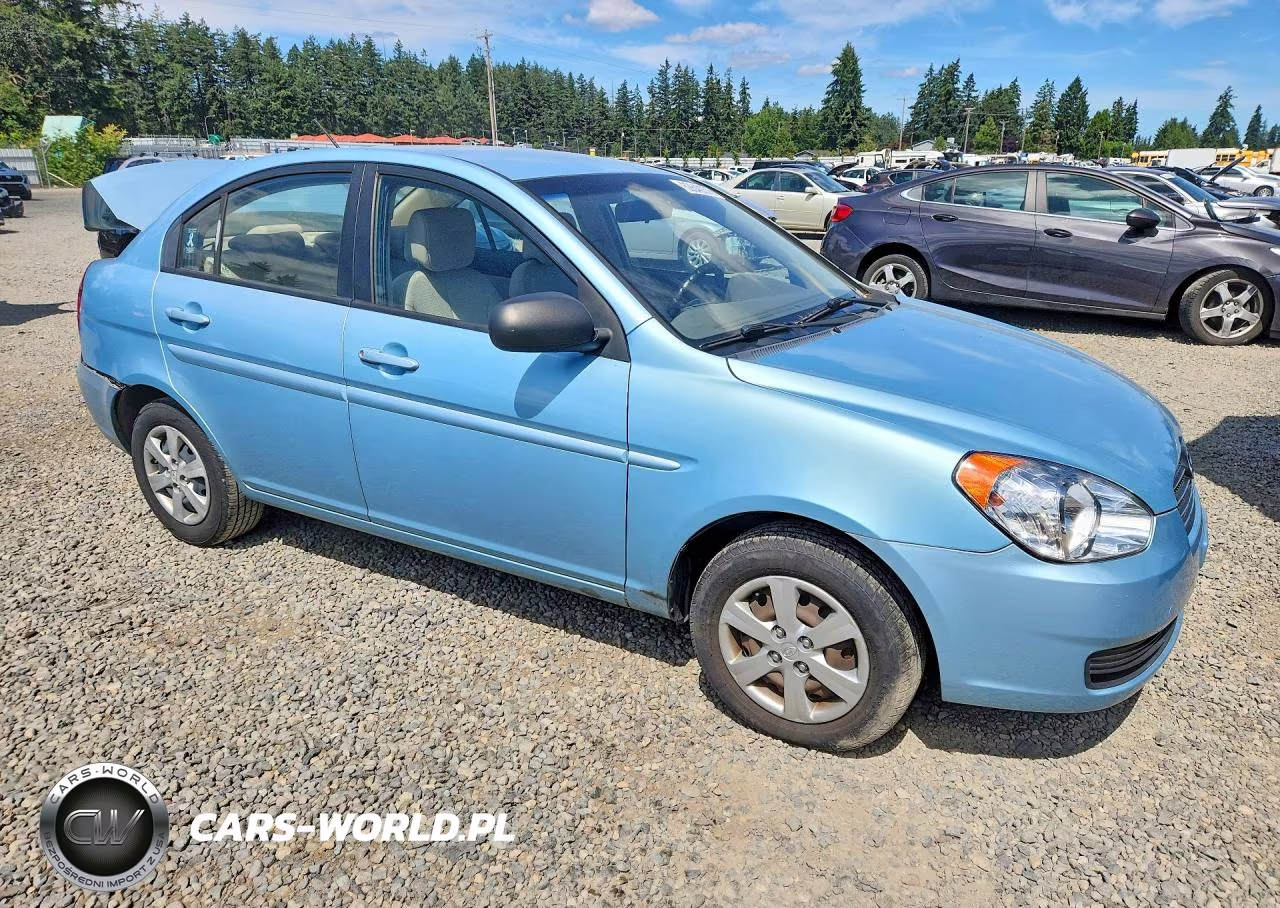 2010 Hyundai Accent Gls VIN:KMHCN4AC8AU490966 - 4
