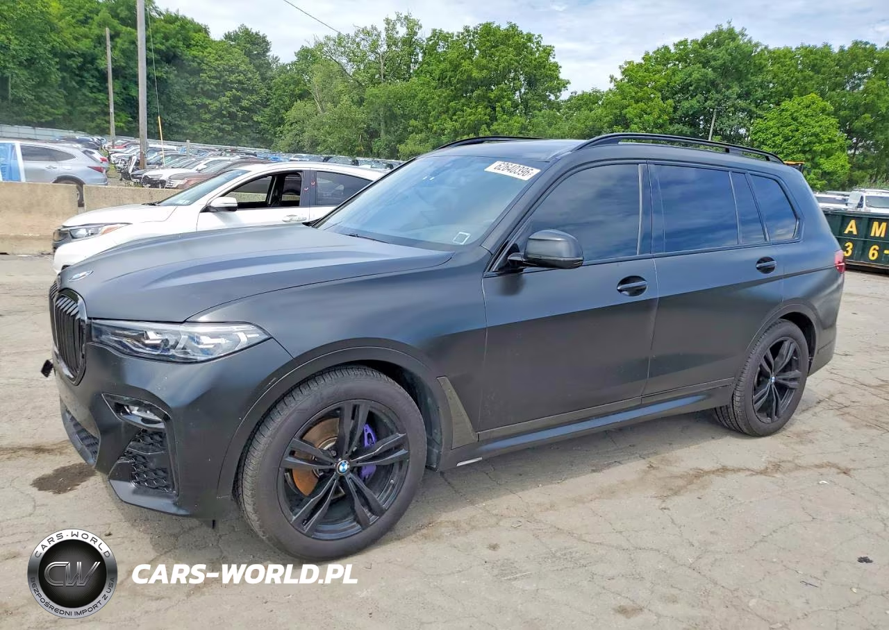 2021 BMW X7 xDrive40I – zdjęcie 1 z 13