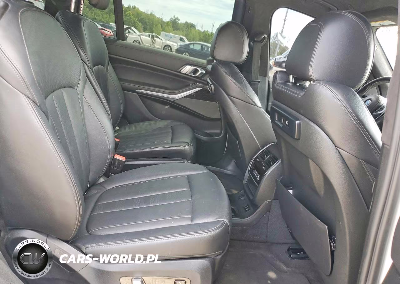 2021 BMW X7 xDrive40I VIN:5UXCW2C07M9G71722 - 11