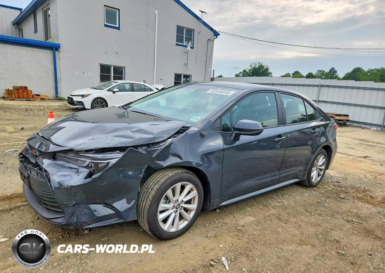 2026 Toyota Corolla Le – zdjęcie 1 z 12