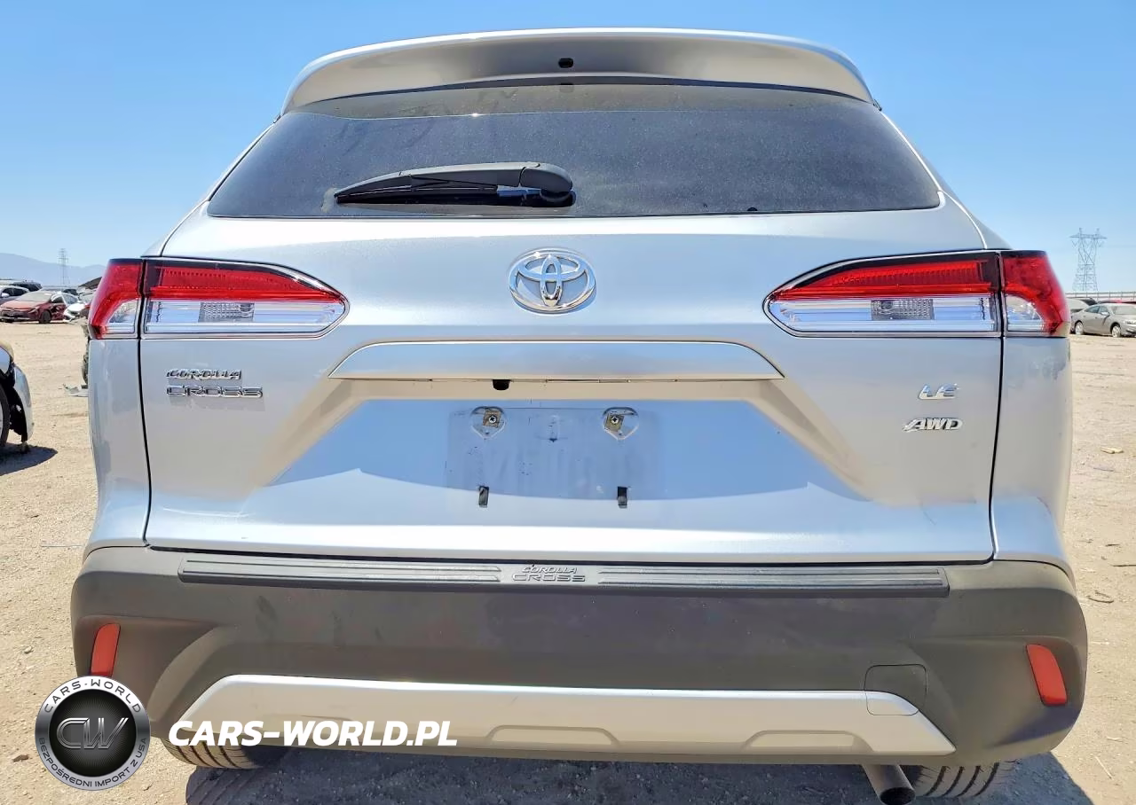 2022 Toyota Corolla Cross Le VIN:7MUCAABG7NV003899 - 6