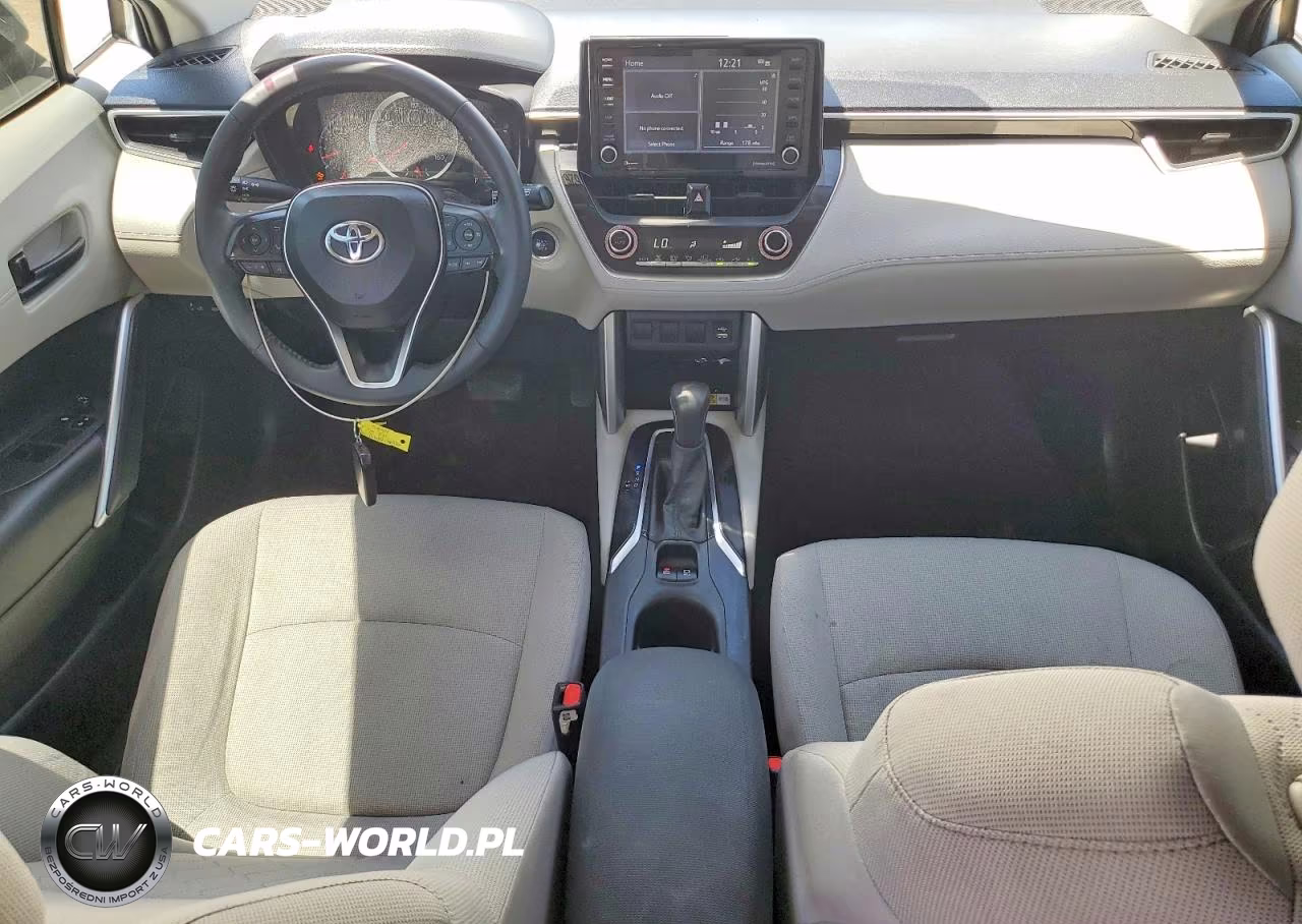 2022 Toyota Corolla Cross Le VIN:7MUCAABG7NV003899 - 8