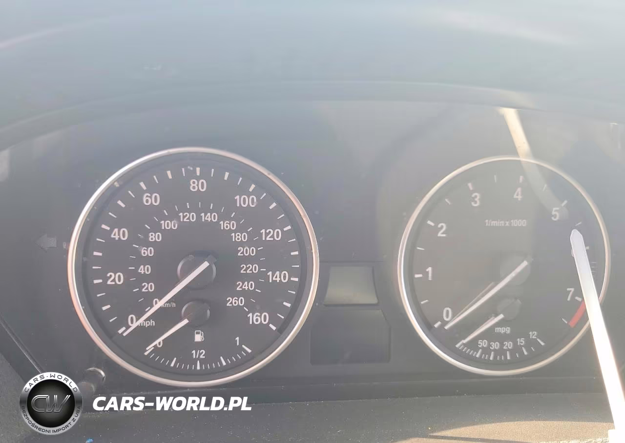 2012 BMW X5 xDrive35I VIN:5UXZV4C50CL745954 - 9