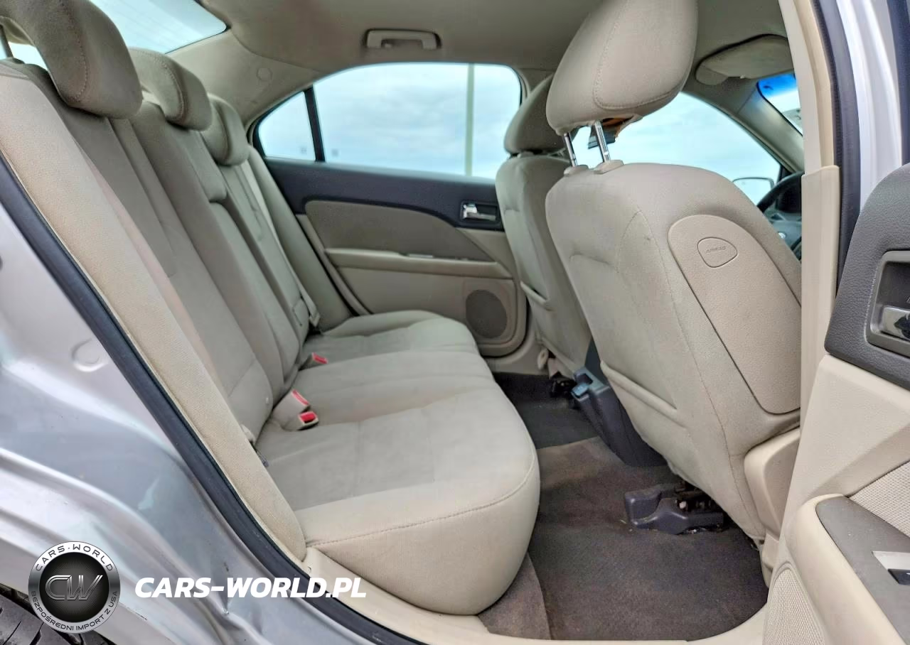 2010 Ford Fusion Hybrid VIN:3FADP0L38AR137794 - 10