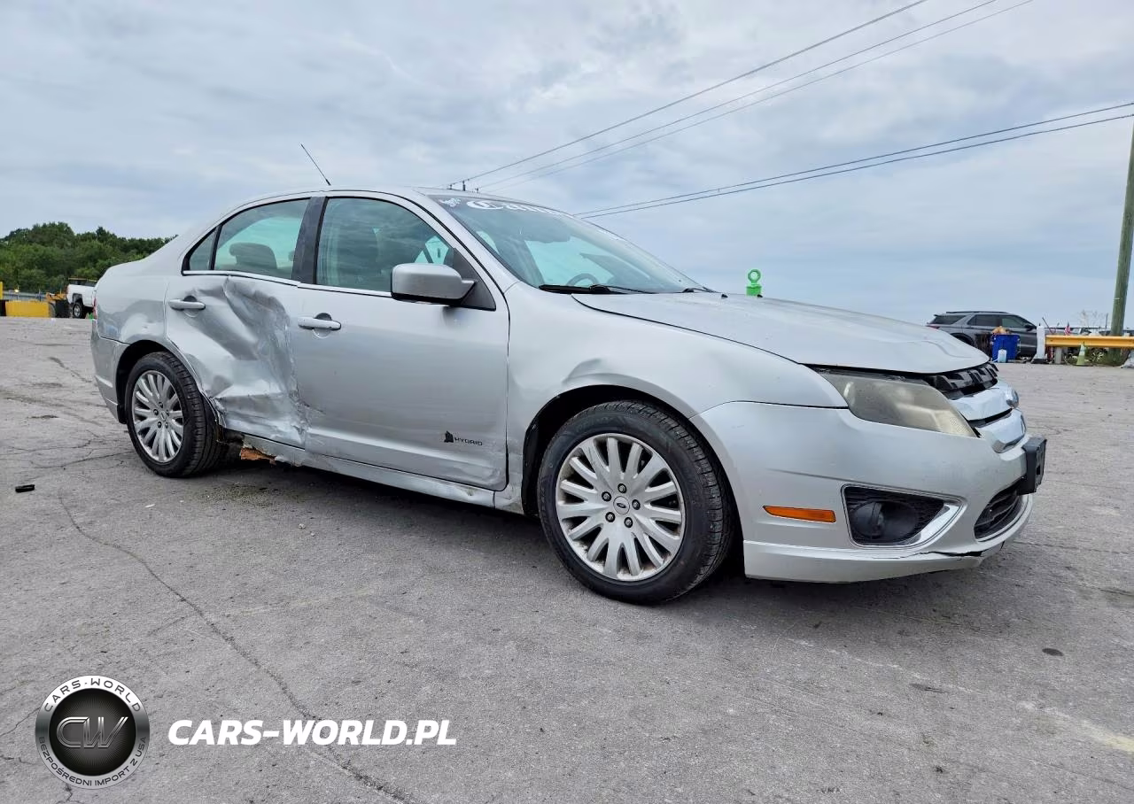 2010 Ford Fusion Hybrid VIN:3FADP0L38AR137794 - 4