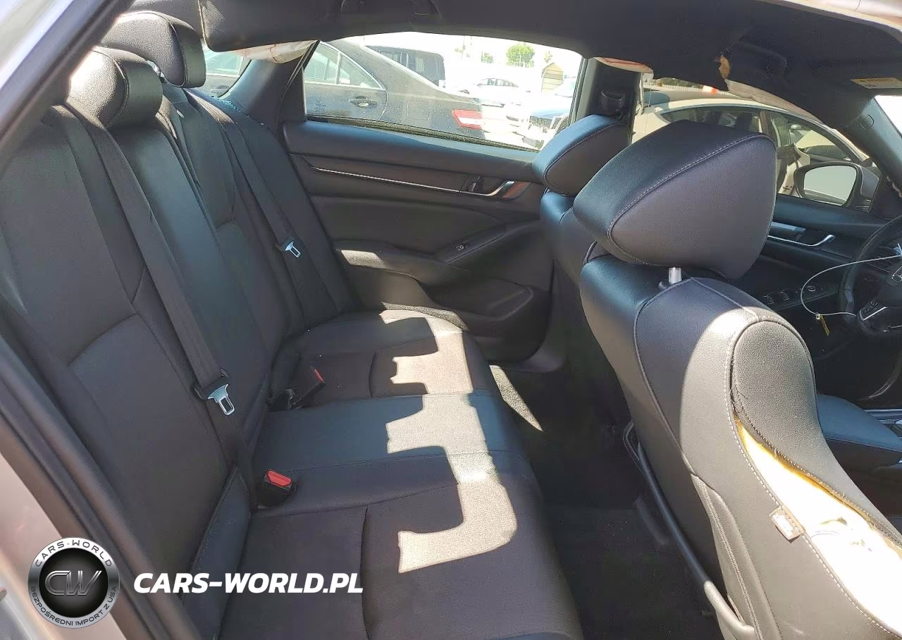 2019 Honda Accord Sport VIN:1HGCV1F33KA102722 - 10