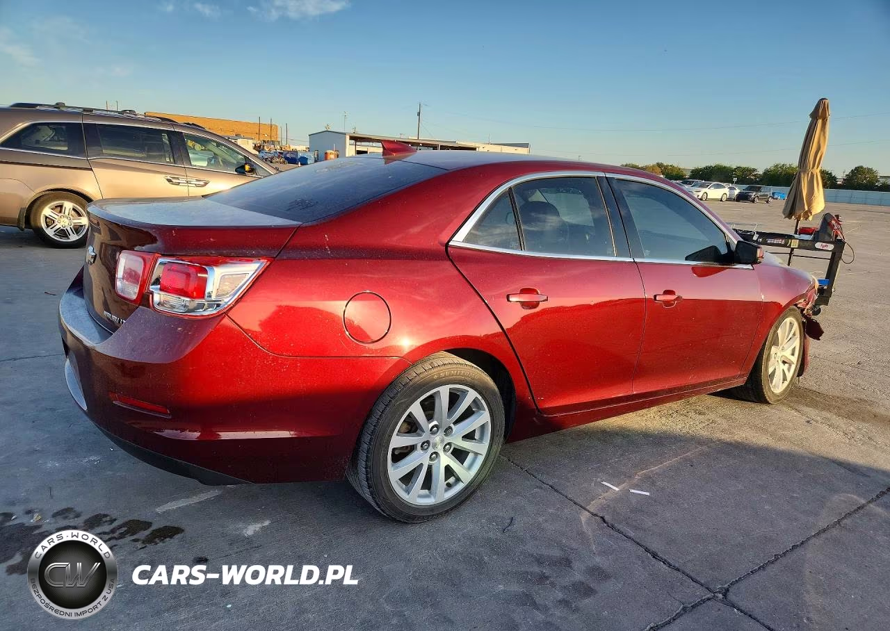 2015 Chevrolet Malibu 2Lt VIN:1G11D5SL5FF318854 - 3