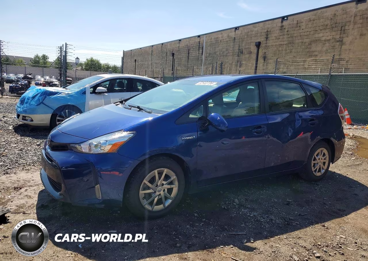 2016 Toyota Prius V Four