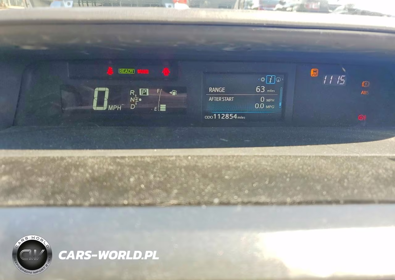2016 Toyota Prius V Four VIN:JTDZN3EU2GJ047802 - 9