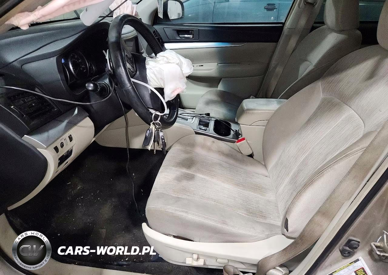 2014 Subaru Outback 2.5I Premium VIN:4S4BRBDC3E3244631 - 7