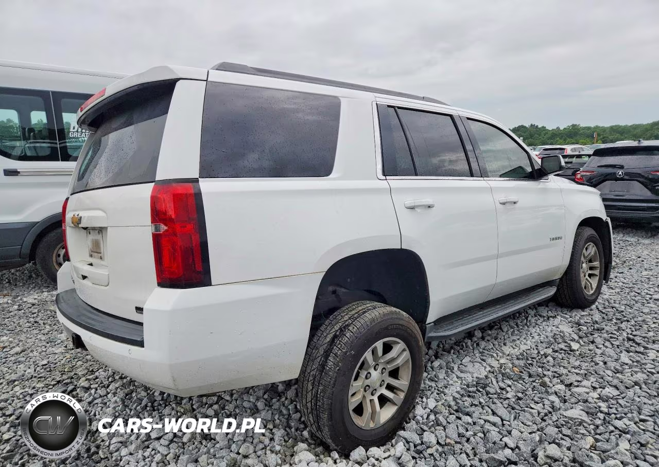 2017 Chevrolet Tahoe C1500 Ls VIN:1GNSCAKC7HR309167 - 3