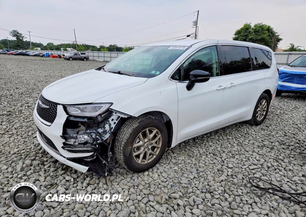2024 Chrysler Pacifica Touring L VIN:2C4RC1BG0RR119975 - 1