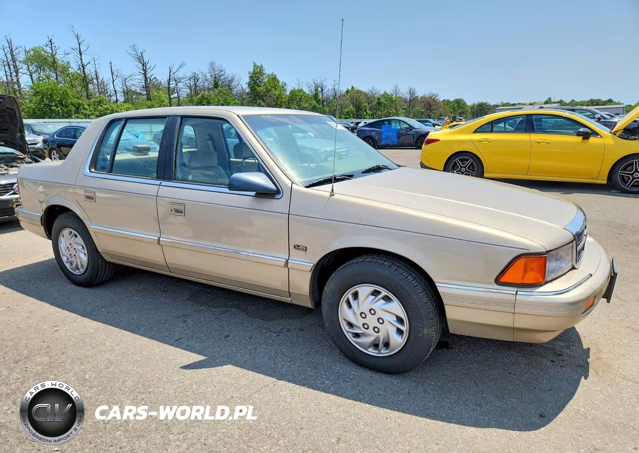 1992 Dodge Spirit VIN:1B3XA4635NF204996 - 4