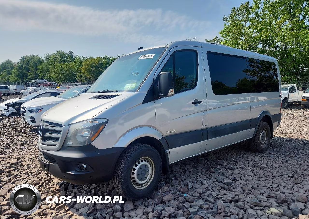 2015 Mercedes Benz Sprinter – zdjęcie 1 z 13