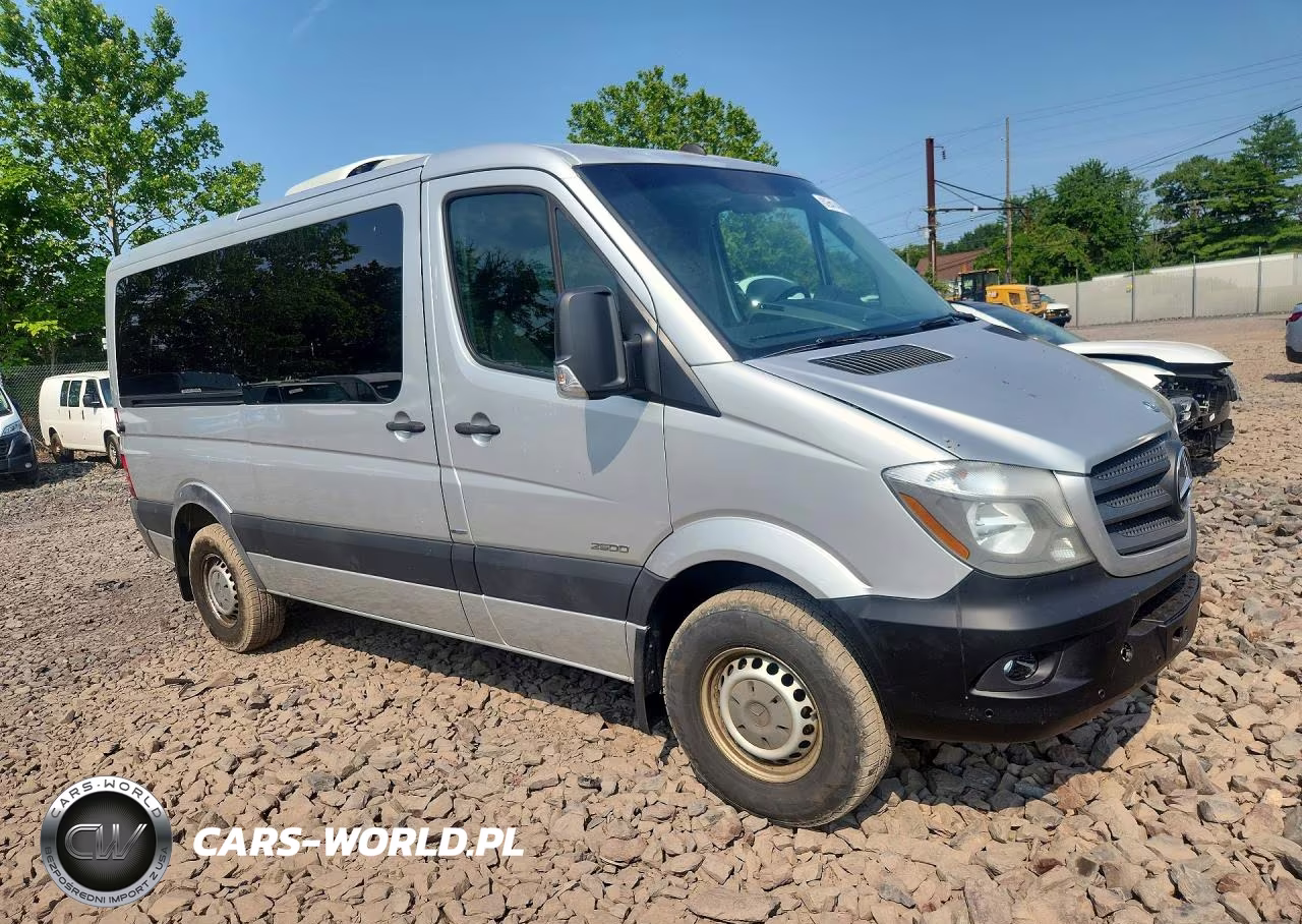 2015 Mercedes Benz Sprinter VIN:WDZPE7CC1F5945078 - 4