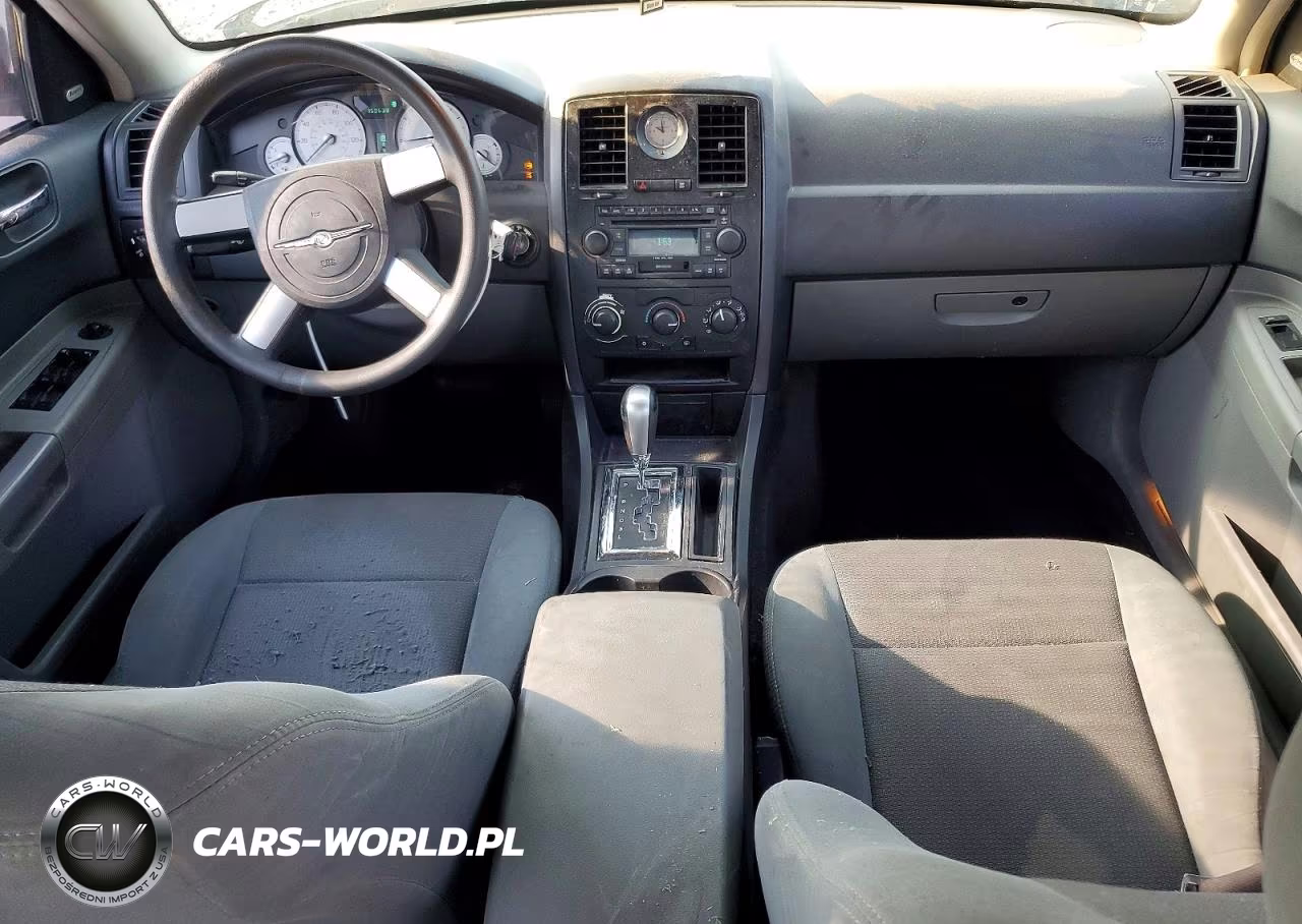 2005 Chrysler 300 VIN:2C3AA43R25H600836 - 8