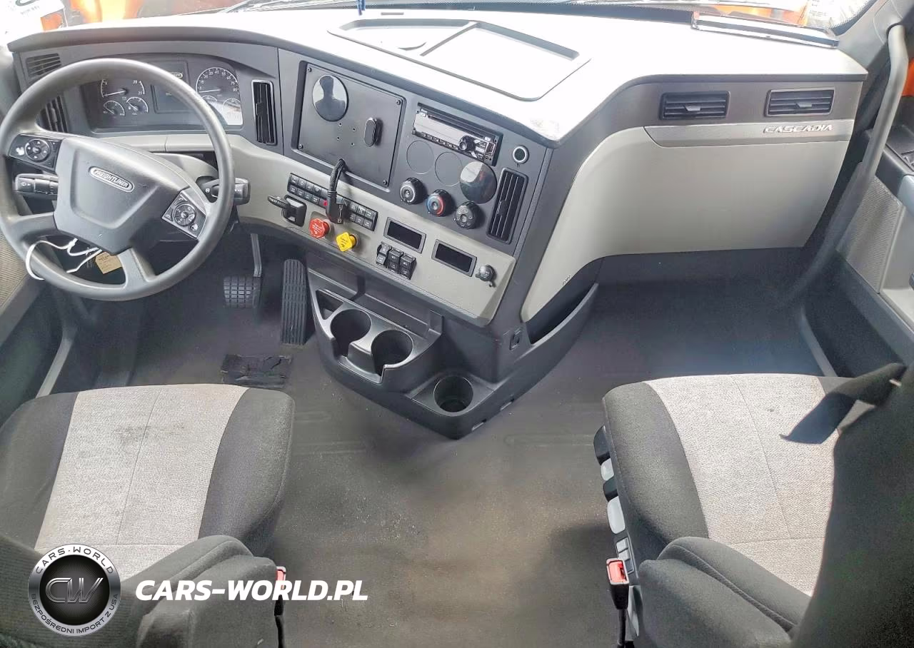 2019 Freightliner Cascadia 116 Semi Truck VIN:3AKJHPDV9KSKY9096 - 8
