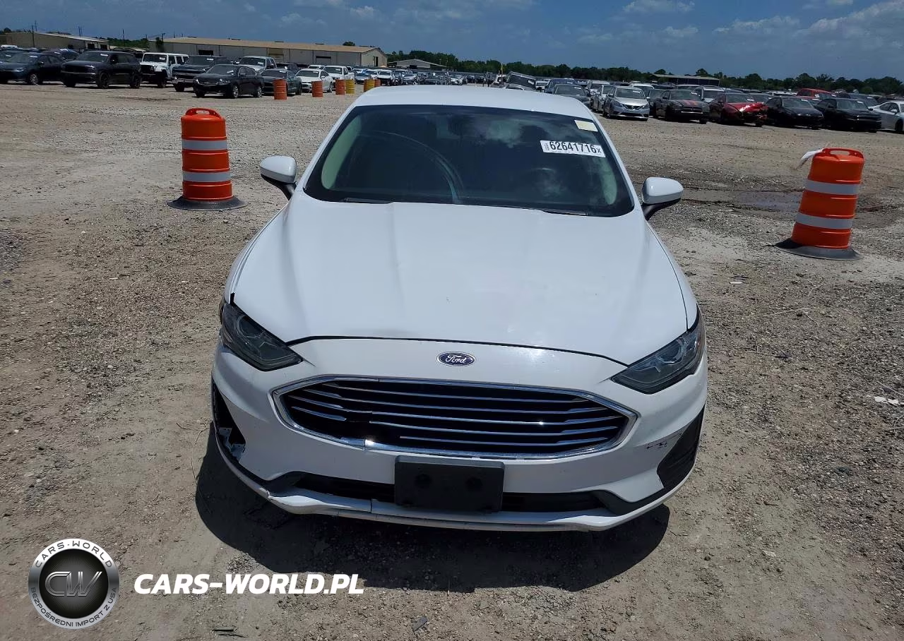 2019 Ford Fusion Se VIN:3FA6P0LU5KR269186 - 5