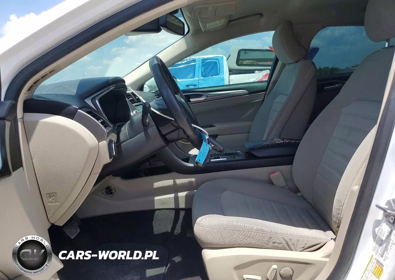 2019 Ford Fusion Se VIN:3FA6P0LU5KR269186 - 7