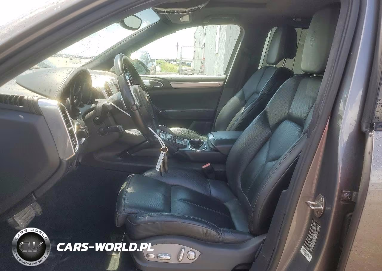 2011 Porsche Cayenne Turbo VIN:WP1AC2A21BLA82036 - 7