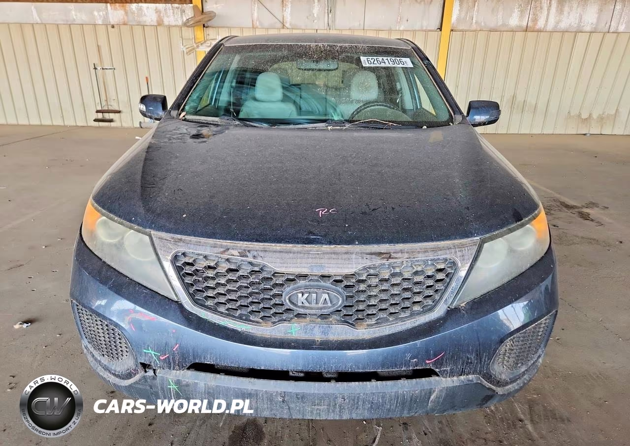 2012 Kia Sorento Lx VIN:5XYKT3A13CG204055 - 5