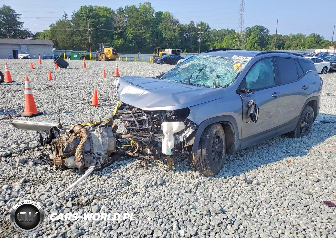 2023 GMC Terrain At4 – zdjęcie 1 z 13