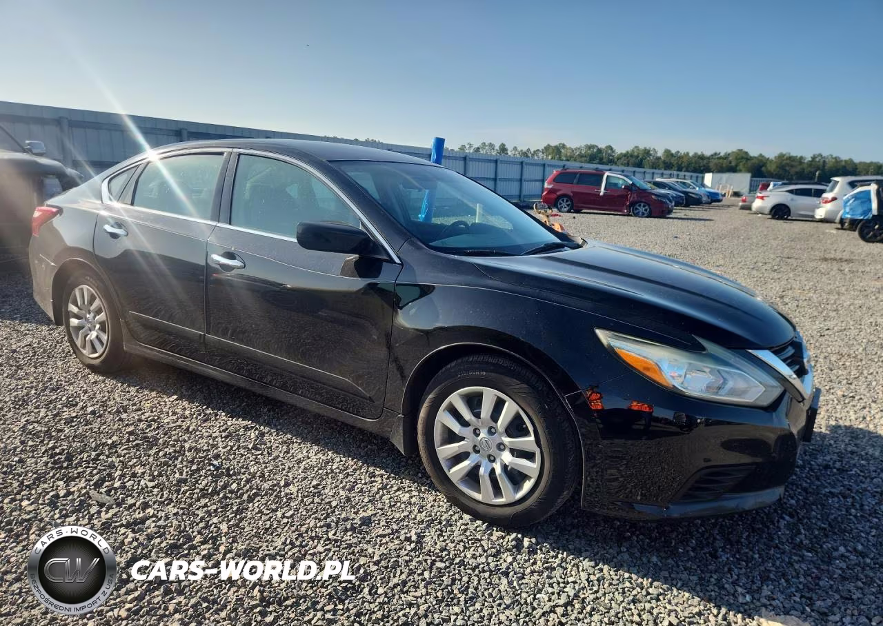 2016 Nissan Altima 2.5 S VIN:1N4AL3AP5GC121310 - 4