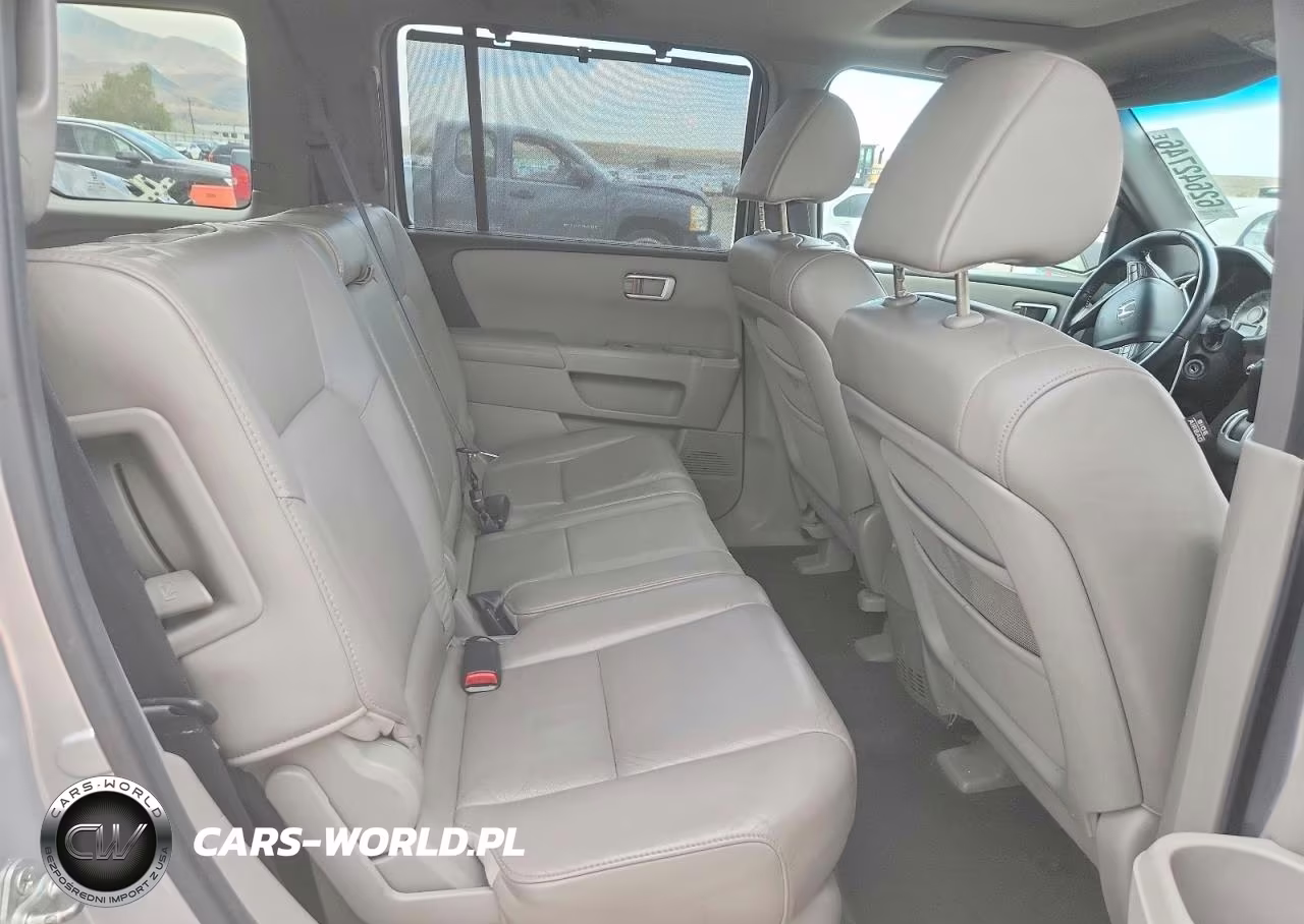 2010 Honda Pilot Touring VIN:5FNYF4H86AB023160 - 11